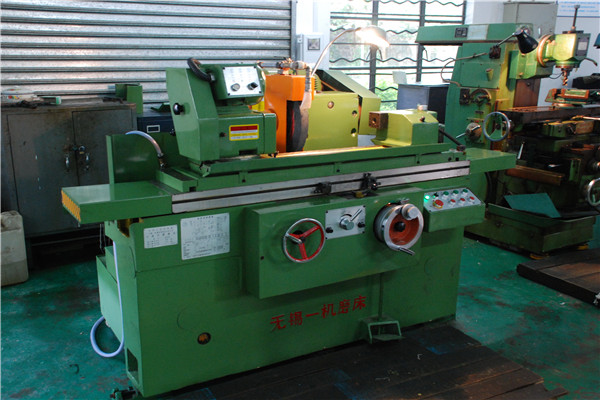 工具磨床旋转万能升降台铣床学生数控车实习学生数控铣实训学生车床